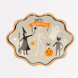 Happy Halloween PlatesGive your Halloween party table the wow-factor with our special plates featuring happy Halloween characters. We just know you'll love the traditional Halloween colorMeri Meri