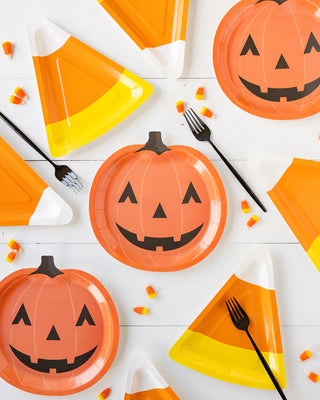 Candy Corn Shaped Paper PlateAre you ready for some spooky Halloween fun? These candy corn shaped paper plates will make your next fright night party a scream! Perfect for treats or party snacksMy Mind’s Eye