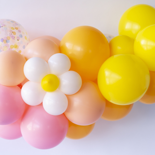 Daisy Balloon Animal KitCreate your own balloon animals with our Balloon Animal Kit! Perfect for table decor, accents for a balloon garland or as a cake topper. High quality, 100% biodegradStudio Pep