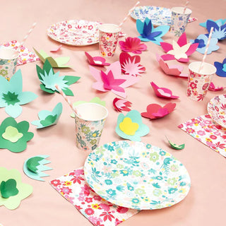 Flower NapkinsOriginal and colorful, these napkins will bring a little flowery touch to any table decoration! Ideal for a flower birthday, a baby shower or a liberty wedding! We lMy Little Day