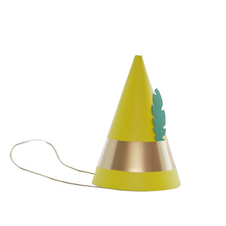 Bonjour Fête brings you the perfect accessory for any Christmas party – the Elf Party Hat, featuring a festive yellow design with a gold band and green feather decoration on the side, attached to an elastic string. Ideal for elf party hats or any other festive celebration!