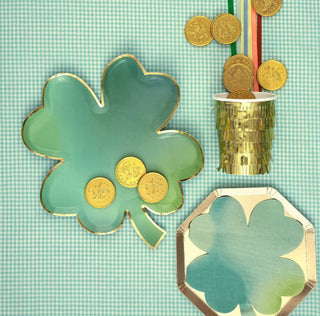 Clover Leaf Plates
These wonderful clover plates are perfect for a St Patrick's Day celebration, or whenever you want to add a touch of charm to your party table. Four-leaf clovers arMeri Meri