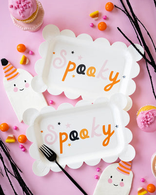 Spooky Paper PlateAdd spooky magic to your table this Halloween with these scalloped spooky plates. Featuring the sentiment "Spooky," in bright a bright modern Halloween color paletteMy Mind’s Eye