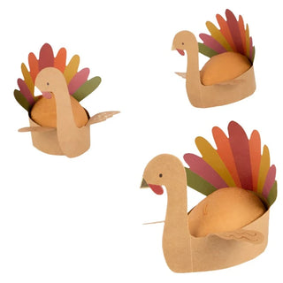 Turkey Surprise BallsThese sensational surprise balls will definitely delight your Thanksgiving guests. With their fabulous colorful 3D turkey designs they are an excellent way to decoraMeri Meri