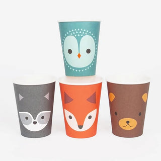 Four Forest Animal Cups featuring owls and foxes, perfect for any outdoor gathering. These recyclable cups are adorned with cute wildlife species. (Brand Name: My Little Day)