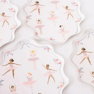 Ballerina PlatesThese beautiful plates, with a wonderful curved border, feature illustrations of dancing ballerinas. They will add amazing decor to your party table, and really deliMeri Meri