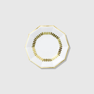 Brushstroke Small PlatesEqual parts decadent and minimalist, these glittery small plates pair white and gold to unforgettable effect. Includes 10 plates.


7.25" paper plates
Pack of 10
RecCoterie Party Supplies
