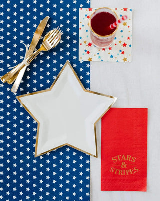 Cream Star Shaped 9" Gold Foiled PlatesThis cream star plate with gold foil is perfect to mix with our matching red and blue star plates for a fun patriotic table! It is also fun for birthdays and any speMy Mind’s Eye