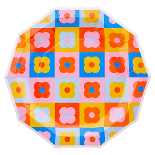 Retro Flowers Decagon Paper PlatesSet the table in style with these cute paper plates! Perfect for any occasion! Durable and disposable for easy clean up.
Material: Paper
Size: 9" diameterSlant