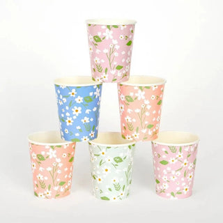 Ditsy Floral CupsYour guests will love refreshing drinks served in these pretty cups. They feature a fabulous floral design, which will look amazing on the party table.

They are craMeri Meri
