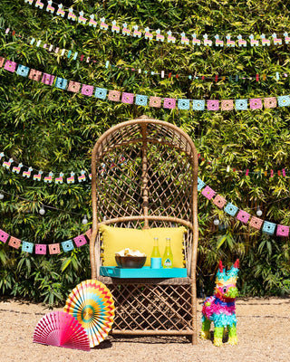 FIESTA MINI BANNER SETAre you a fiesta girl living in a party world? Show your love for all things fiesta by hanging these festive mini banners. The piñata themed llama banner will add a My Mind’s Eye