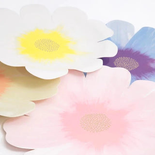Flower Garden Large PlatesBring spring to the table with these beautiful Flower Garden plates. Brightly colored with shiny gold foil detail, they'll look amazing at any gathering.

They are eMeri Meri