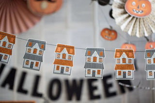 HALLOWEEN HAUNTED HOUSE BANNEREverything you need to create the perfect spookfest is strung along the Halloween Haunted House Banner. It will make you wish Halloween lasted an entire month! 


26My Mind’s Eye