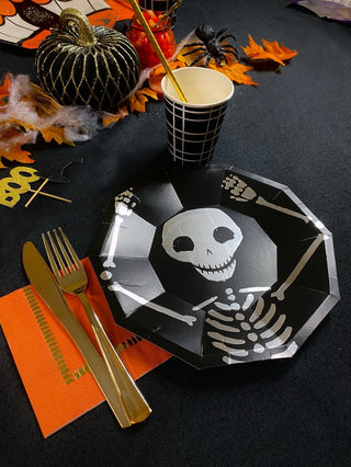 Halloween Frights Paper Party PlatesBats, Skeletons, Spiders, Dracula and Ghosts - the Halloween gang's all here! Our Halloween Frights set features a mix of the spookiest characters for one terrifyingCoterie Party Supplies