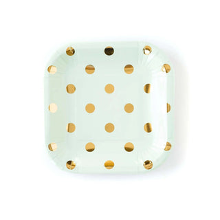 MINT POLKA DOT PAPER PLATES
Paper dishes don't have to be boring! Add some trend and shimmer to your event by using these 7" plates with gold foil dots. They are ideal for piling delicious finMy Mind’s Eye