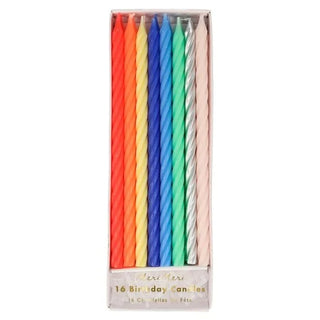 Mixed Twisted Long CandlesThese tall candles, in a mix of bright colors, will add a sensational effect to any celebratory cake. They are twisted for a statement look too.

Twisted shape
Pack Meri Meri
