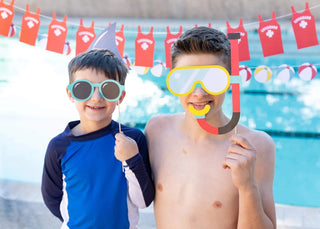 POOL PARTY PHOTO PROPSNo day at the pool is complete without a phone full of photos. So make those photos extra special with these fun poolside inspired photo props. This kit includes 8 pMy Mind’s Eye