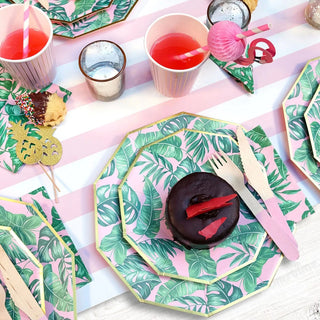Palm Leaf Large PlatesThe perfect paper party plates for your next luau. This palm leaf print will add an extra dash of fun.

9.25" paper plates
Pack of 10
Recyclable and compostable
ExtrCoterie Party Supplies