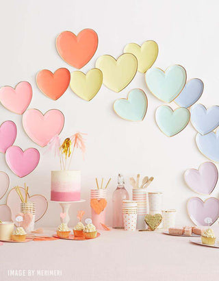 Party Palette Heart Large PlatesThese beautiful heart-shaped plates, in all the colors of the rainbow with a stylish shiny gold foil border, will look amazing on the table. Perfect for a romantic cMeri Meri