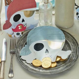 Pirate PlatesMake your pirate party super colorful and fun with our skull and crossbone plates with bright bandanas and gold foil eyepatches. They are crafted from high quality cMeri Meri