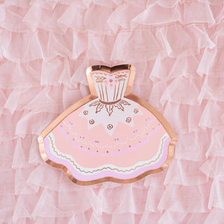 Pirouette PlatesHello tutus and twirls! Featuring the prettiest pinks and rose gold foil, these ballet plates are definitely on pointe!

Illustrated by Emily Isabella
Die-Cut Paper Daydream Society