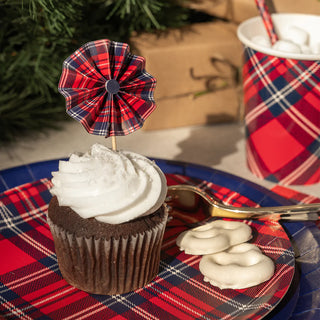 Plaid Pinwheel Fan ToppersThe pinwheel is much more than child's play thanks to our collaboration with Reese Witherspoon's Draper James. These toppers feature a classic yet modern plaid printCoterie Party Supplies