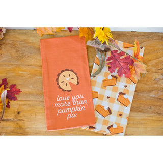 Pumpkin Pie Fall Kitchen Dish Towels• This dishtowel set is the perfect fall décor for your home and kitchen this Thanksgiving holiday season! 
• Fall themed dish towel set includes one orange checkerePearhead