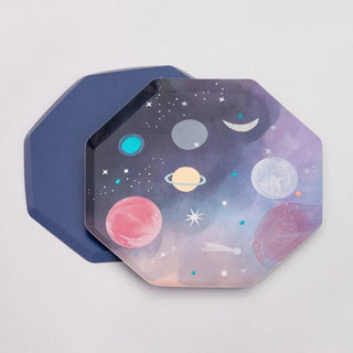 Space Dinner PlatesThese sensational space plates are crafted from high quality card, so are practical as well as looking out of this world! They have a fabulous planet design with eyeMeri Meri