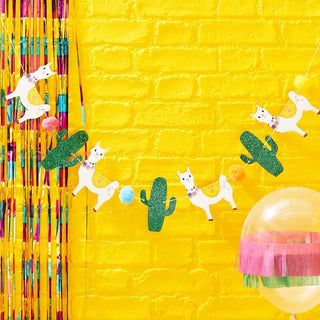 Llama, CactusThis cute fun bunting has green glitter cactus, Llama and multi colored pom poms. The bunting is easy to hang and can be hung on walls, doorways and furniture. pair Ginger Ray